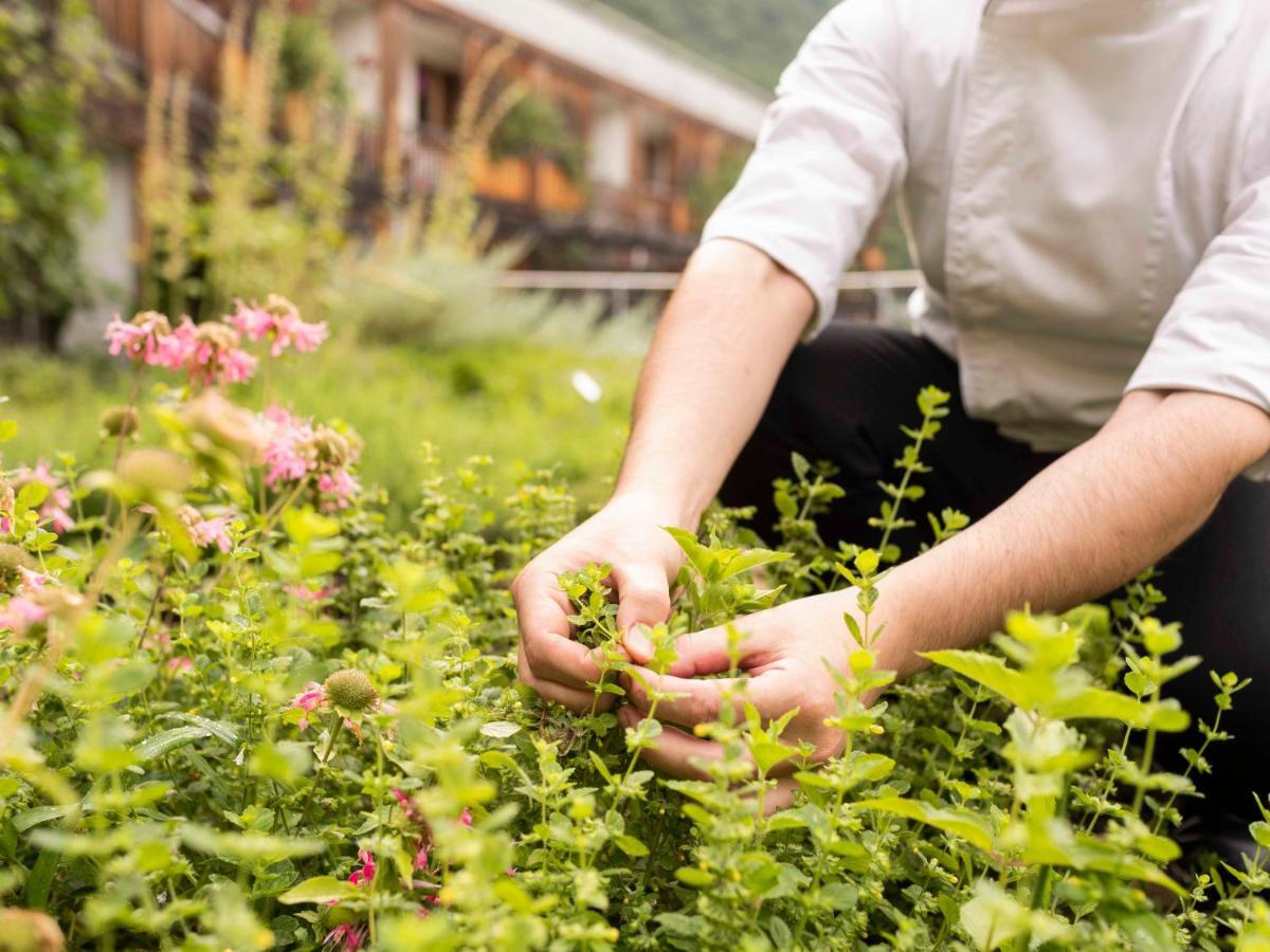 Biohotel Theiner'S Garten ลานา ภายนอก รูปภาพ